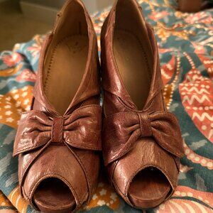 Anthropologie "Miss Albright Speciality"